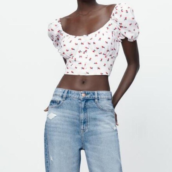 ✰embroidered cherry crop top from zara✰ - Picture 1 of 4